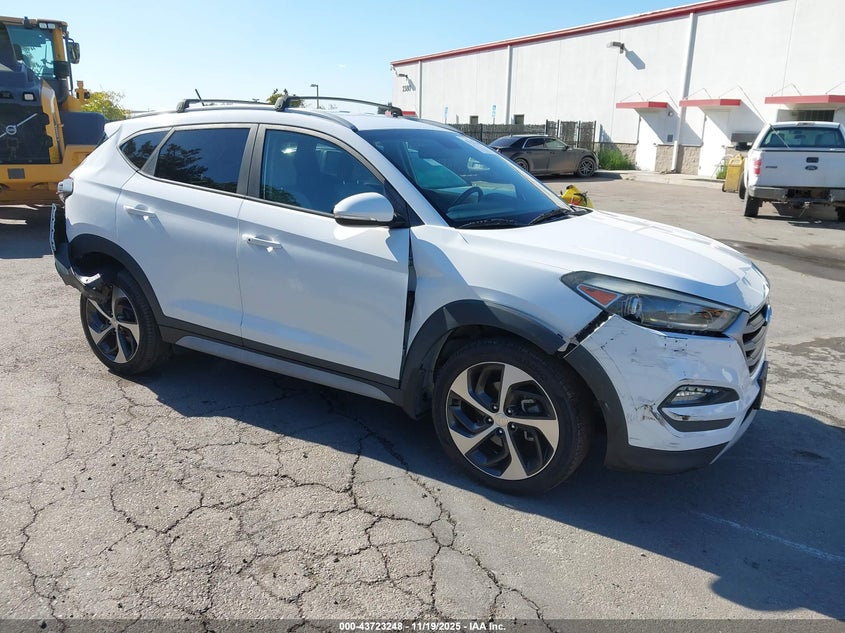 HYUNDAI TUCSON SPORT