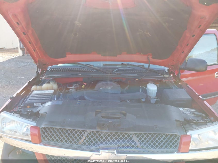 2005 Chevrolet Avalanche 1500 Ls/Lt VIN: 3GNEK12T15G203212 Lot: 43723250