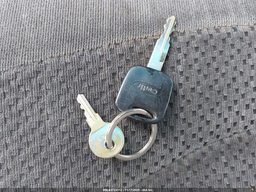 2000 Ford F-150 Lariat/Work Series/Xl/Xlt VIN: 1FTRX18LXYNA94362 Lot: 43723312