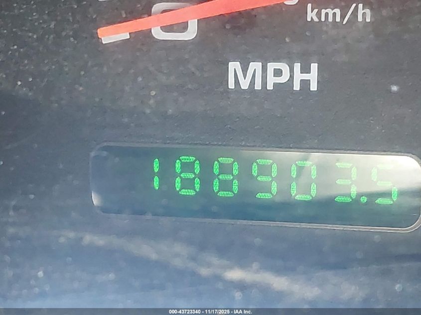 2002 Ford F-250 Lariat/Xl/Xlt VIN: 1FTNW21L42EA63438 Lot: 43723340