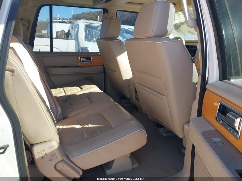 2007 Lincoln Navigator L VIN: 5LMFL27527LJ20446 Lot: 43723385