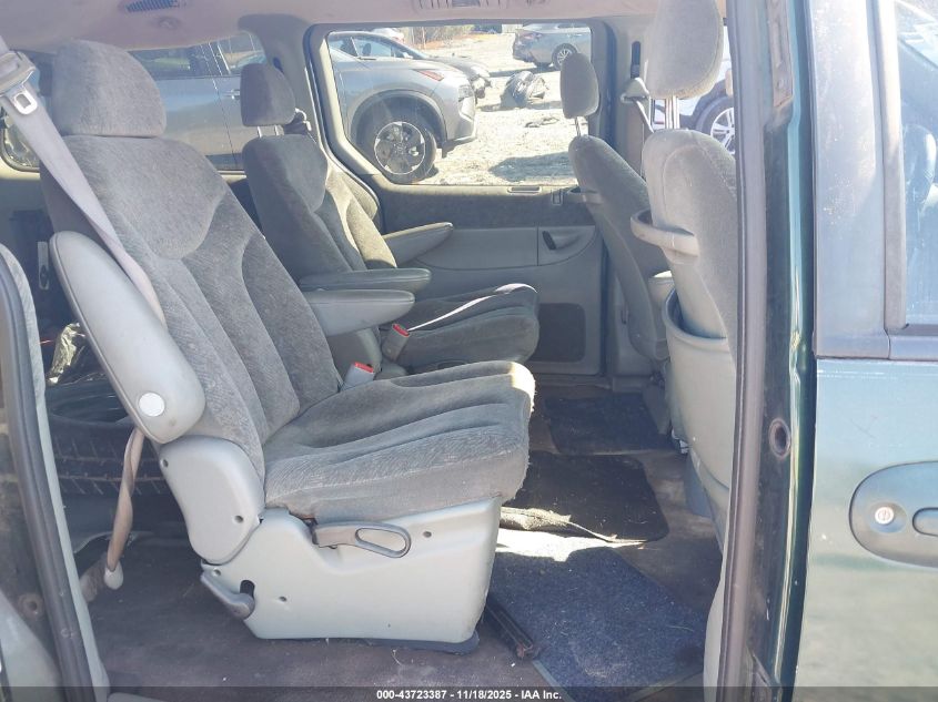 1999 Plymouth Grand Voyager Se VIN: 1P4GP44G8XB835525 Lot: 43723387
