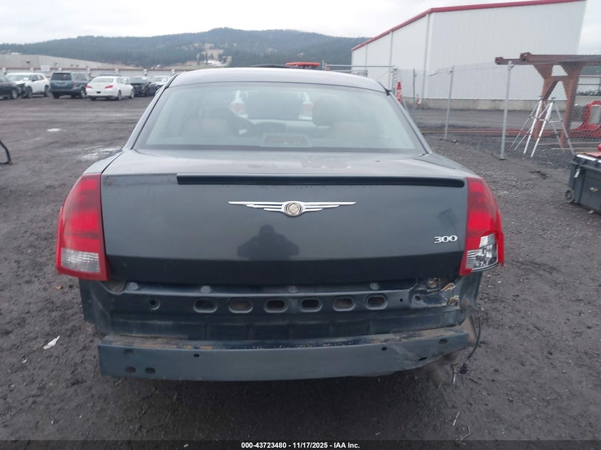 2007 Chrysler 300 VIN: 2C3KA43RX7H715787 Lot: 43723480