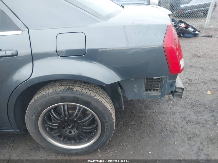 2007 Chrysler 300 VIN: 2C3KA43RX7H715787 Lot: 43723480