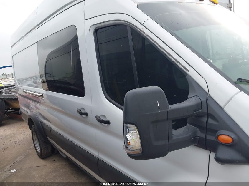 2022 Ford Transit-350 Cargo Van VIN: 1FTRU8XG8NKA18822 Lot: 43723517