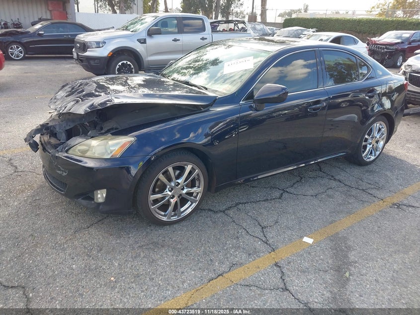 JTHBK262272035207 2007 LEXUS IS photo no. 2