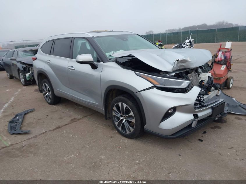 TOYOTA HIGHLANDER XLE