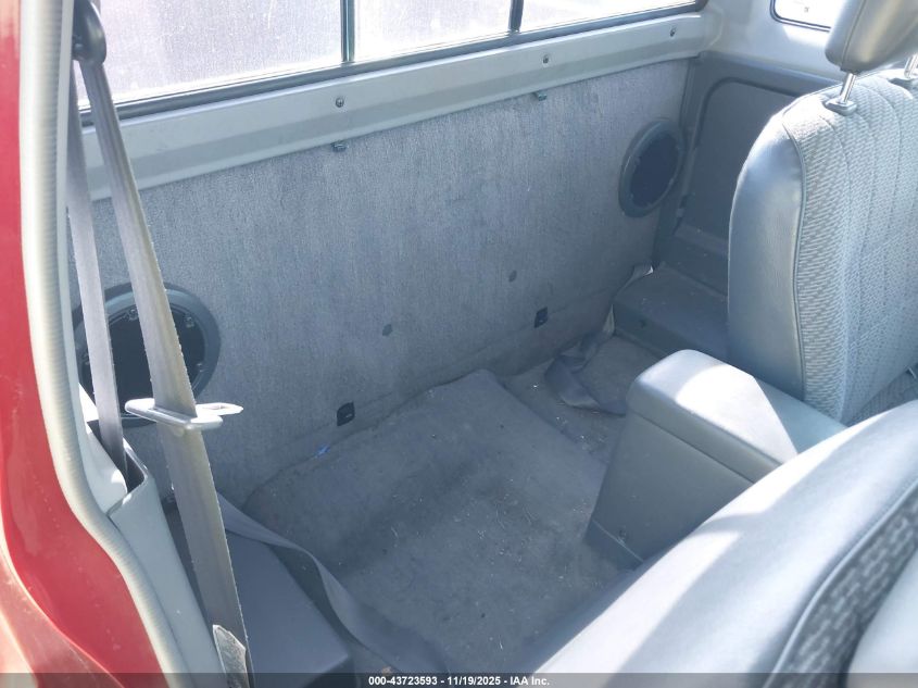 1996 Nissan Truck King Cab Se/King Cab Xe VIN: 1N6SD16SXTC319241 Lot: 43723593