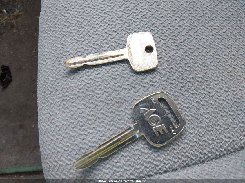 1996 Toyota Camry Dx/Le/Xle VIN: 4T1BG12K5TU923365 Lot: 43723724