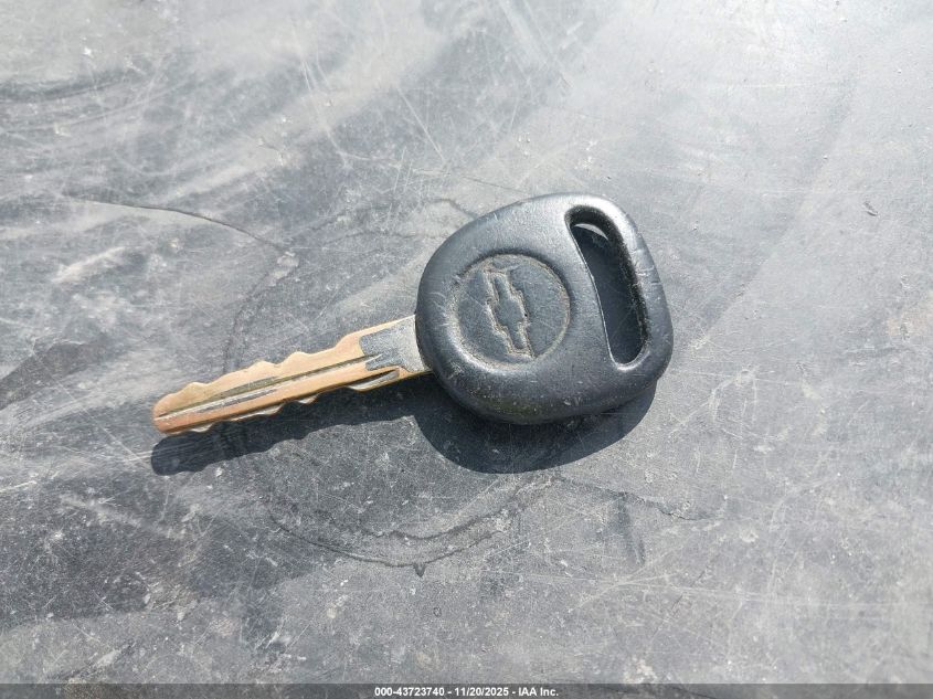 2000 Chevrolet Silverado 1500 Ls VIN: 2GCEC19T9Y1294644 Lot: 43723740