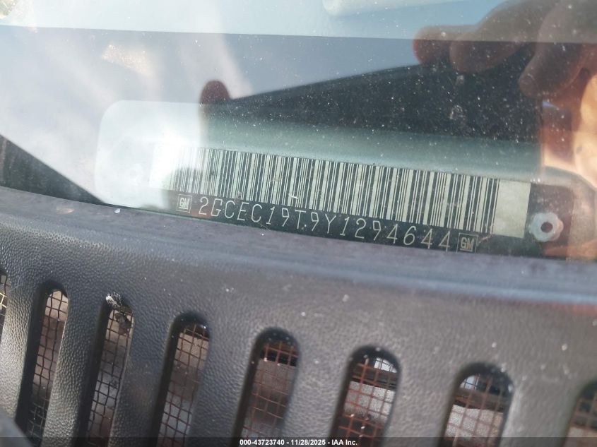 2000 Chevrolet Silverado 1500 Ls VIN: 2GCEC19T9Y1294644 Lot: 43723740