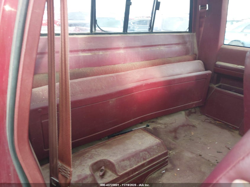 1988 Chevrolet Gmt-400 K2500 VIN: 2GCFK29K5J1221247 Lot: 43723801