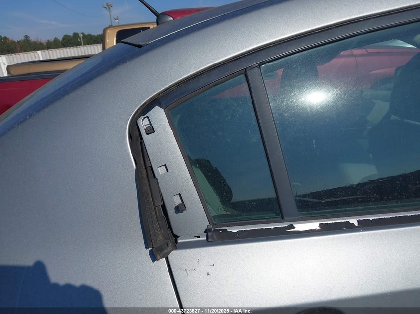 2010 Nissan Sentra 2.0S VIN: 3N1AB6AP5AL631394 Lot: 43723827