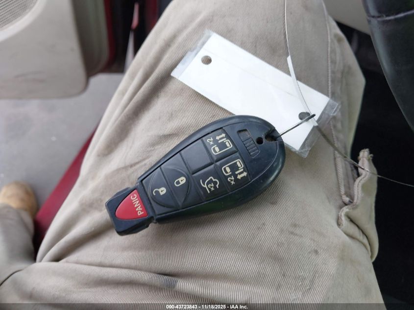 2014 Chrysler Town & Country Touring VIN: 2C4RC1BG4ER444882 Lot: 43723843