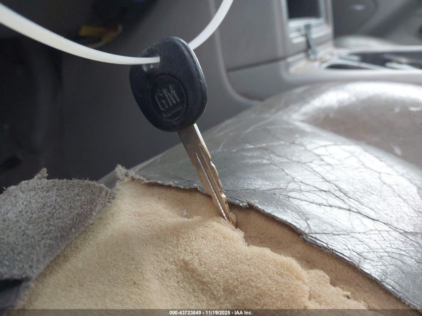 2004 GMC Sierra 1500 Slt VIN: 2GTEK19T641172790 Lot: 43723849