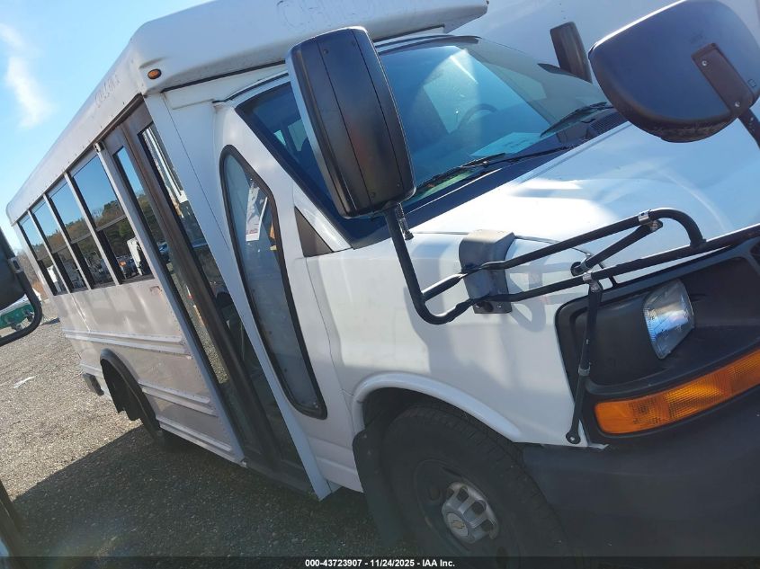 2011 Chevrolet Express Cutaway Work Van VIN: 1GB0G2BA8B1116755 Lot: 43723907