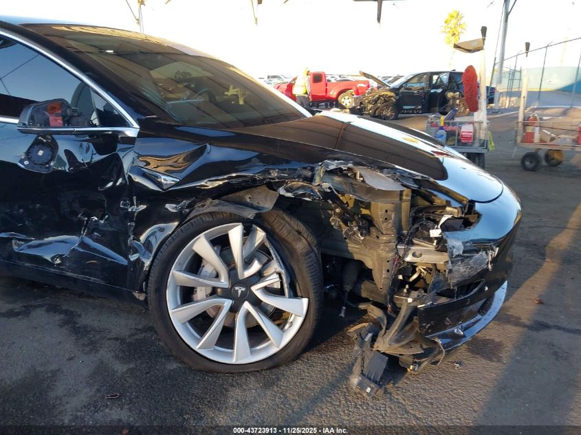 2018 Tesla Model 3 Long Range/Performance VIN: 5YJ3E1EB4JF184747 Lot: 43723913