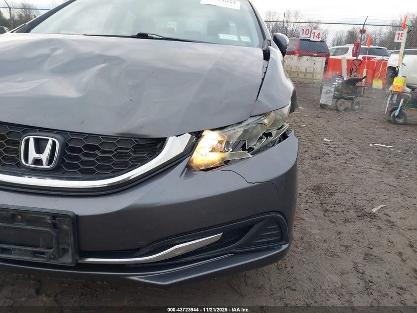 19XFB2F51FE221819 2015 HONDA CIVIC photo no. 17