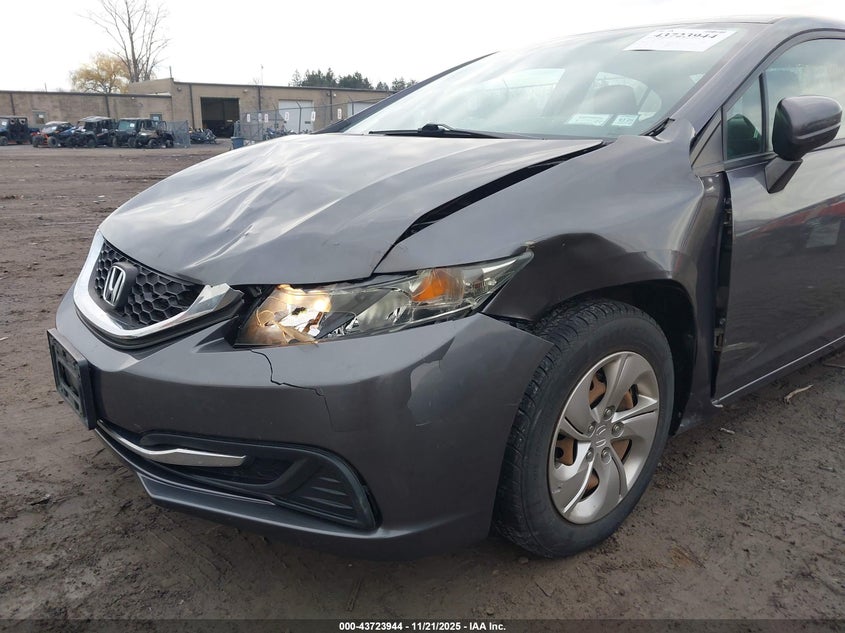 19XFB2F51FE221819 2015 HONDA CIVIC photo no. 6