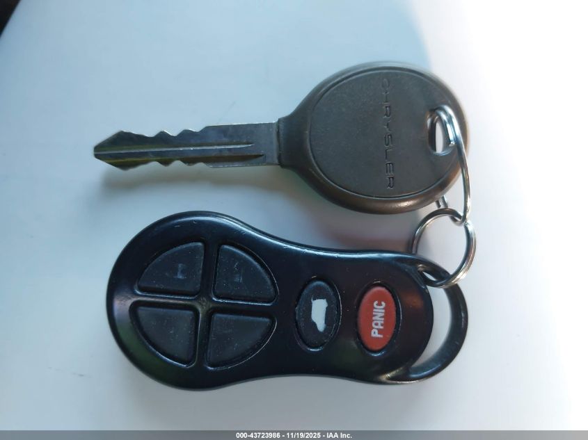 2003 Chrysler Town & Country Lxi VIN: 2C8GP54L63R105338 Lot: 43723986