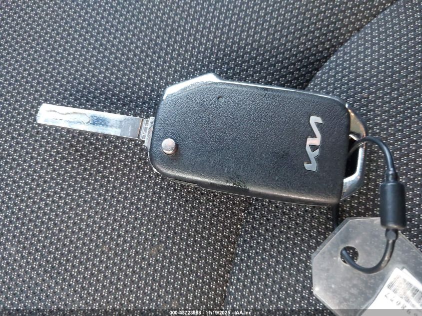 2024 Kia Forte Lxs VIN: 3KPF24AD2RE698077 Lot: 43723988