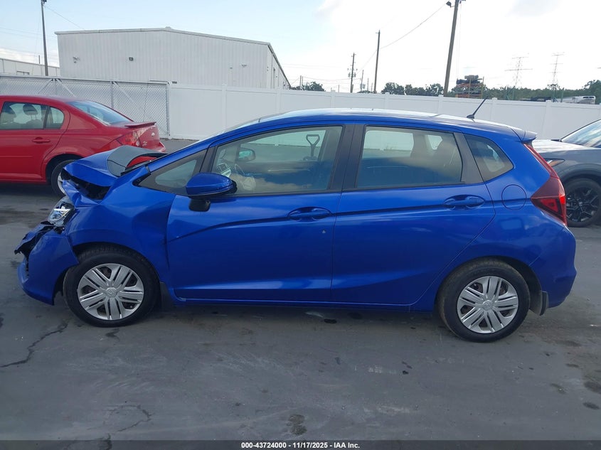 2018 Honda Fit Lx VIN: 3HGGK5H42JM712300 Lot: 43724000
