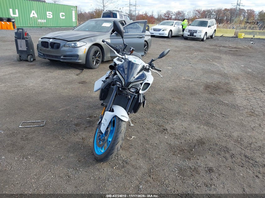 JYARN79E3SA001944 2025 YAMAHA MT photo no. 5
