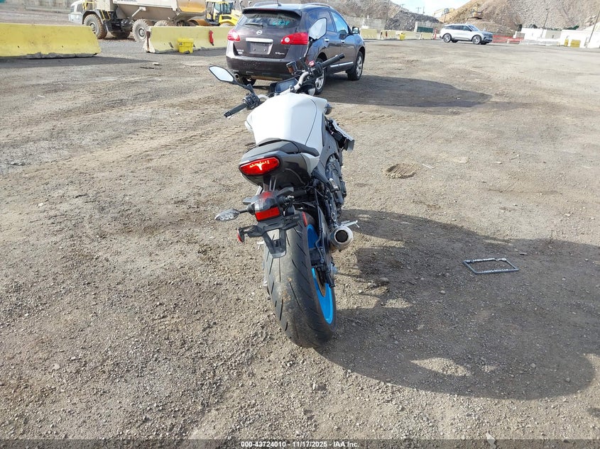 2025 Yamaha Mtn1000 VIN: JYARN79E3SA001944 Lot: 43724010