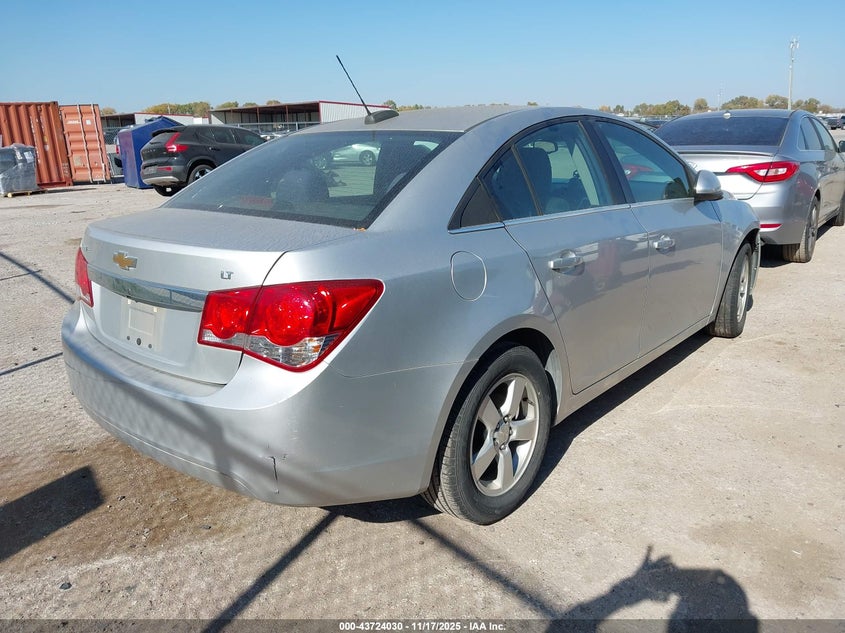 1G1PE5SB6G7195964 2016 CHEVROLET CRUZE photo no. 4