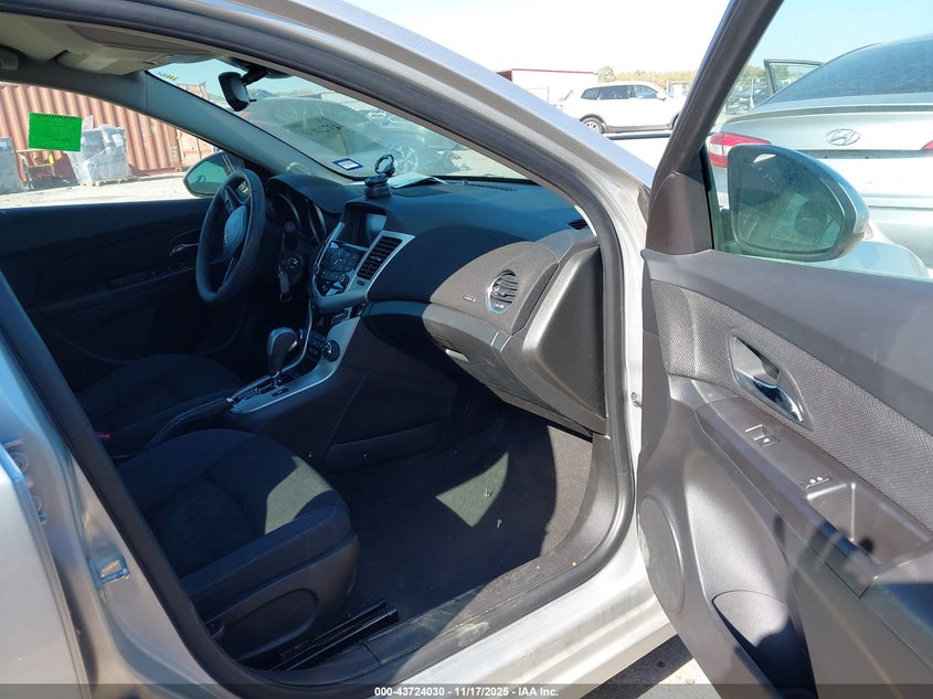1G1PE5SB6G7195964 2016 CHEVROLET CRUZE photo no. 5