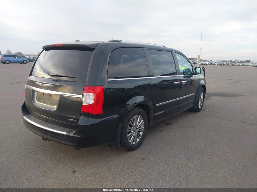 2A4RR6DG5BR745871 2011 CHRYSLER TOWN & COUNTRY photo no. 4
