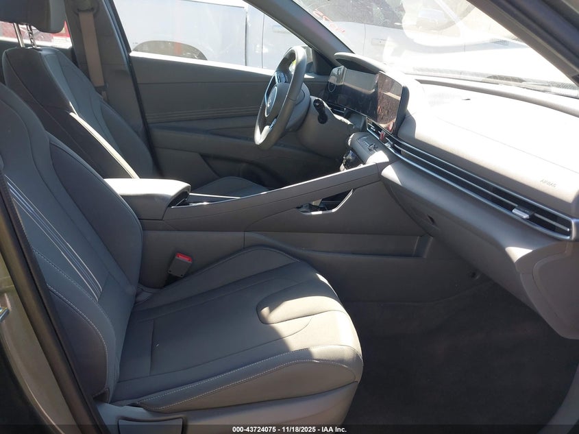 KMHLS4DG2SU002264 2025 HYUNDAI ELANTRA photo no. 5