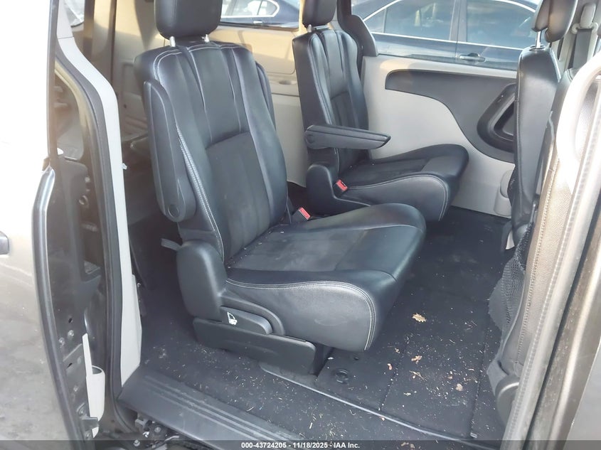 2019 Dodge Grand Caravan Sxt VIN: 2C4RDGCG2KR585458 Lot: 43724205