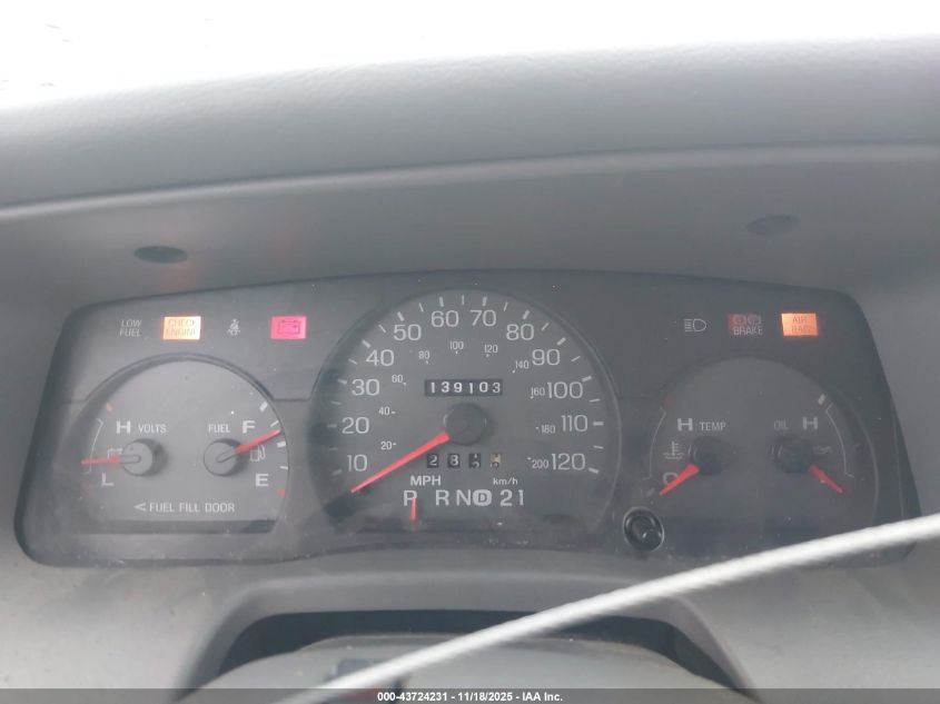 2005 Mercury Grand Marquis Ls/Lse VIN: 2MEFM75W55X657243 Lot: 43724231