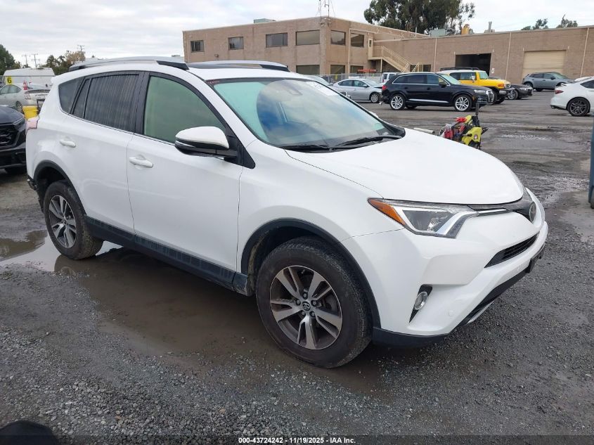 TOYOTA RAV4 XLE