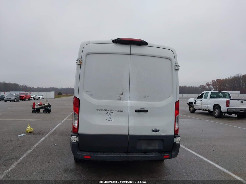 2018 Ford Transit-250 VIN: 1FTYR1CM5JKA05746 Lot: 43724391