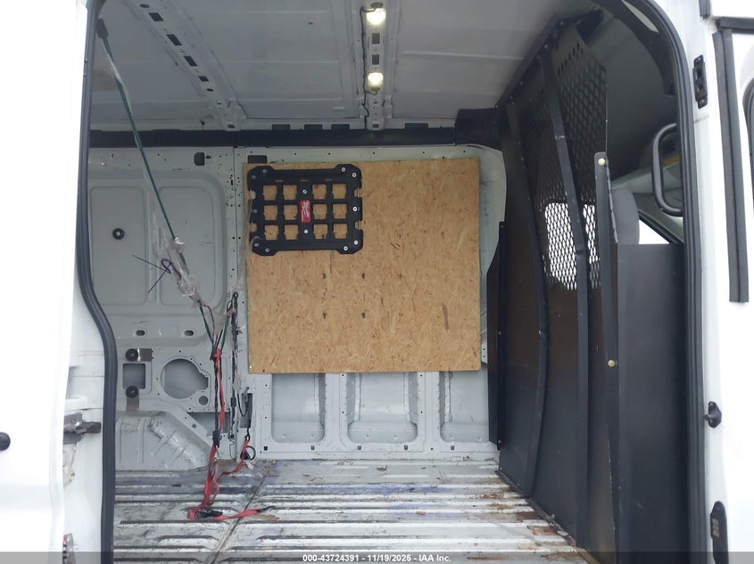 2018 Ford Transit-250 VIN: 1FTYR1CM5JKA05746 Lot: 43724391