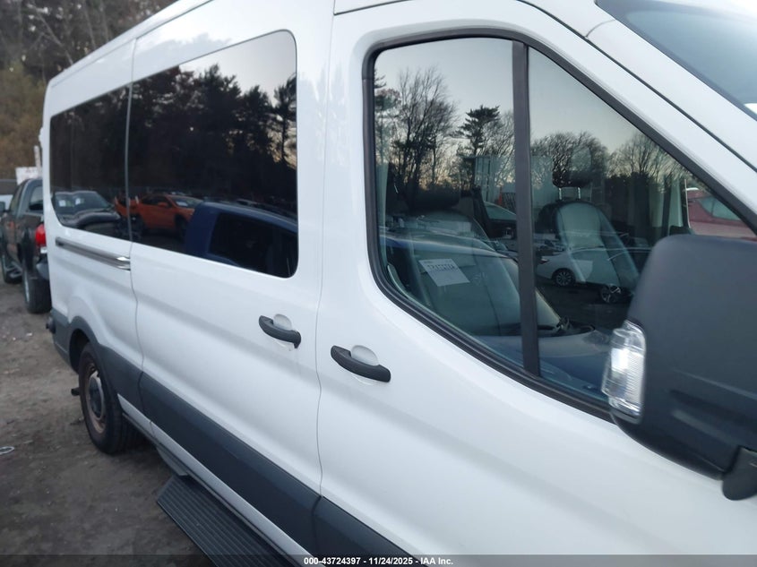 2020 Ford Transit-350 Passenger Van Xl VIN: 1FBAX2C89LKA08608 Lot: 43724397