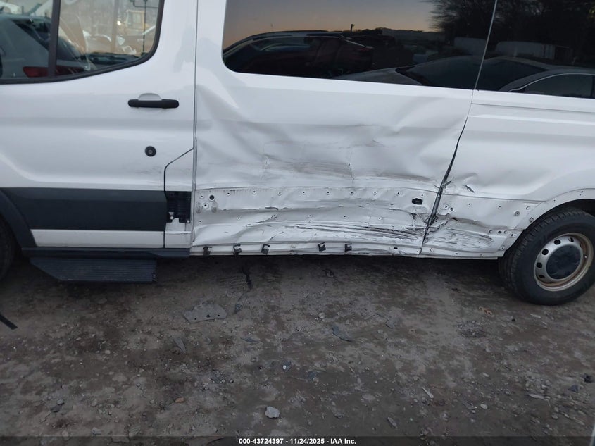 2020 Ford Transit-350 Passenger Van Xl VIN: 1FBAX2C89LKA08608 Lot: 43724397