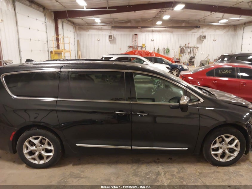 2020 Chrysler Pacifica Limited VIN: 2C4RC1GG5LR120927 Lot: 43724427