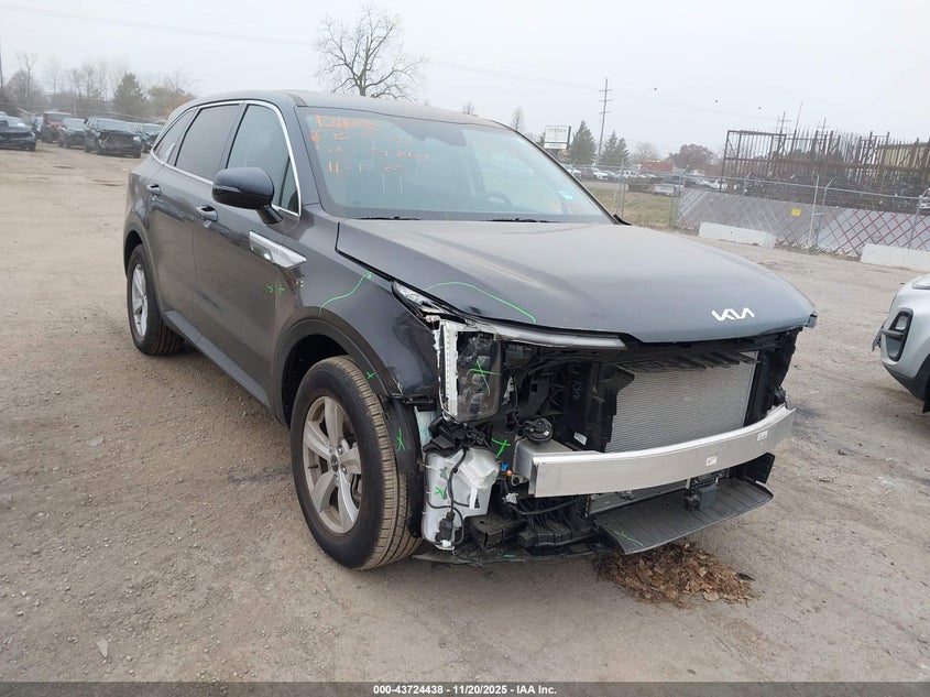 KIA SORENTO LX