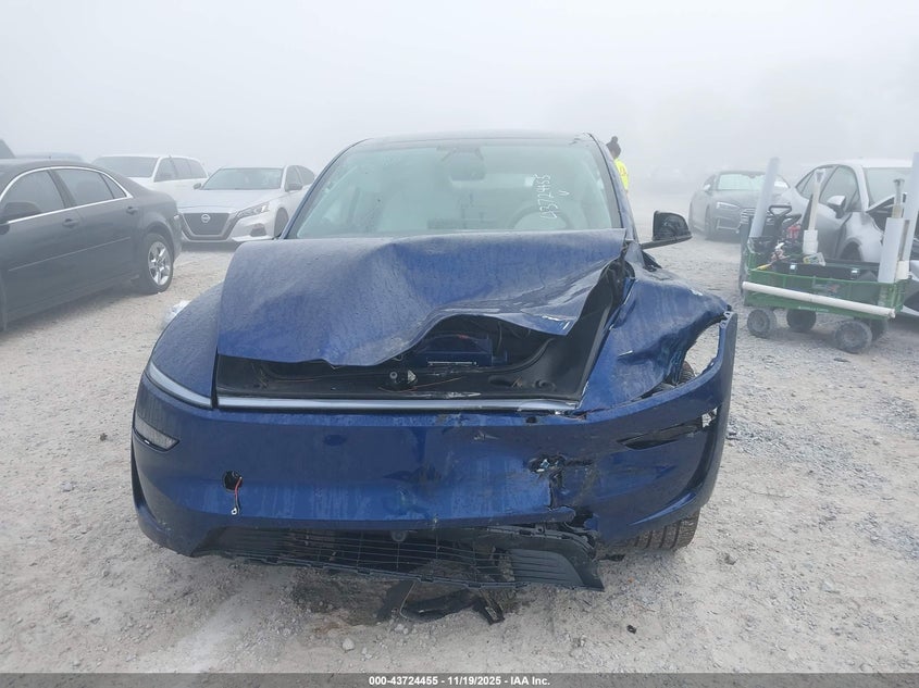 2026 Tesla Model Y Long Range Dual Motor All-Wheel Drive/Long Range Launch Series VIN: 7SAYGDEE8TA391947 Lot: 43724455