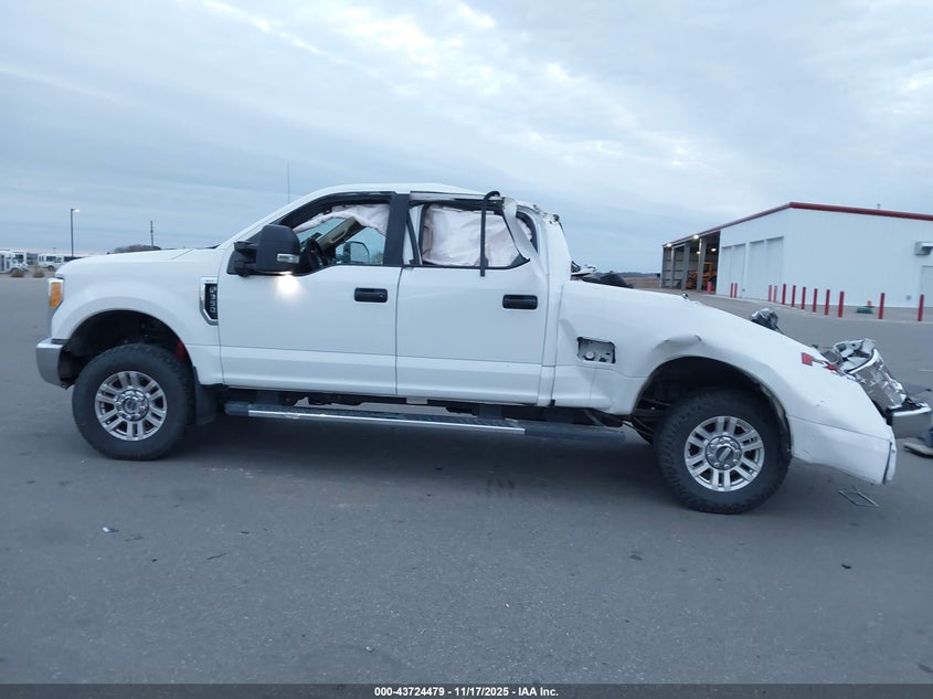 2017 Ford F-350 Xlt VIN: 1FT8W3B68HED42332 Lot: 43724479