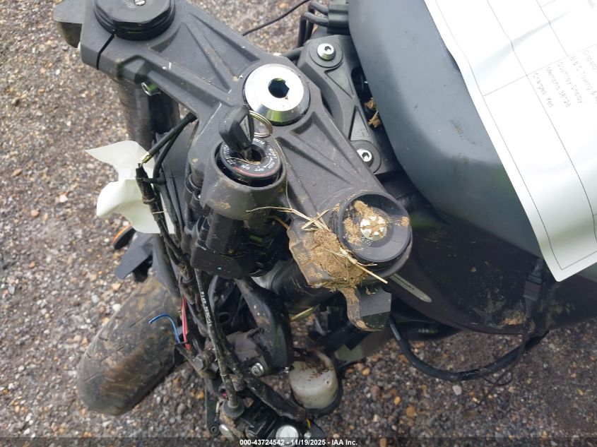 2025 Kawasaki Zx636 K VIN: JKBZXJJ19SA018113 Lot: 43724542