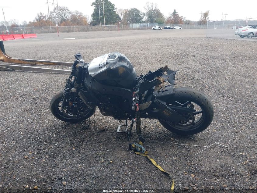 2025 Kawasaki Zx636 K VIN: JKBZXJJ19SA018113 Lot: 43724542