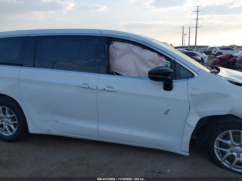 2C4RC1BG2SR601210 2025 CHRYSLER PACIFICA photo no. 13