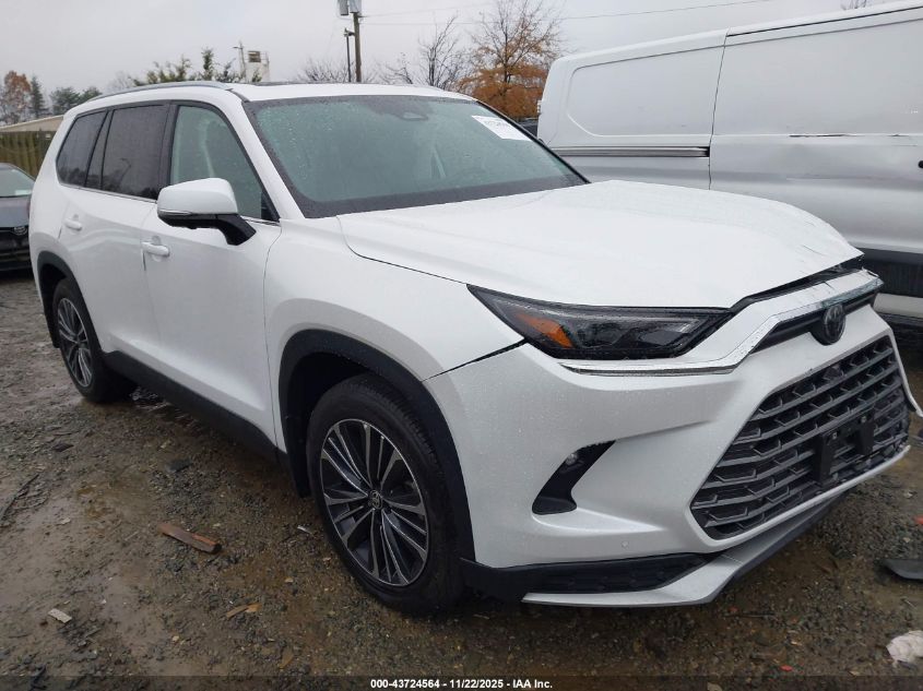 TOYOTA HIGHLANDER HYBRID PLATINUM MAX