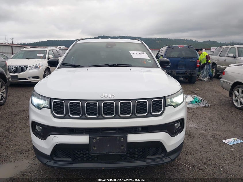 2024 Jeep Compass Latitude 4X4 VIN: 3C4NJDBN1RT118125 Lot: 43724590