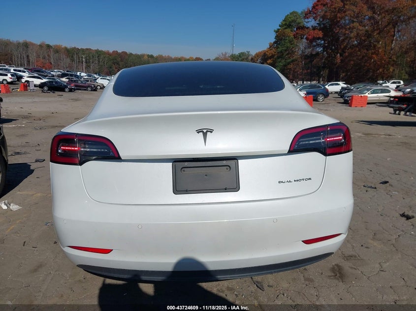 2022 Tesla Model 3 Long Range Dual Motor All-Wheel Drive VIN: 5YJ3E1EB1NF257837 Lot: 43724609