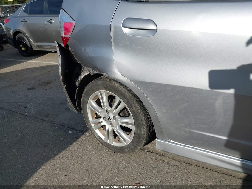 2009 Honda Fit Sport VIN: JHMGE88409S068546 Lot: 43724628